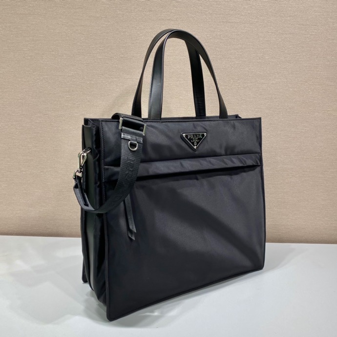 Pra*a top handle bags